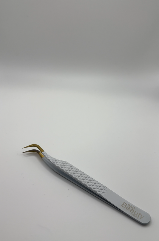 She’s Hooked- J CURVED TWEEZER w/ FIBER